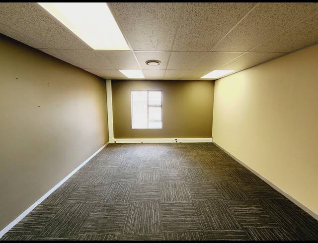 353M² OFFICE TO LET IN NORTH RIDING